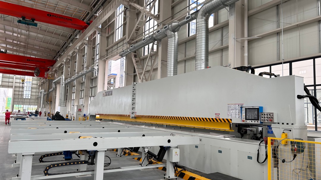 數控臺式銑邊機